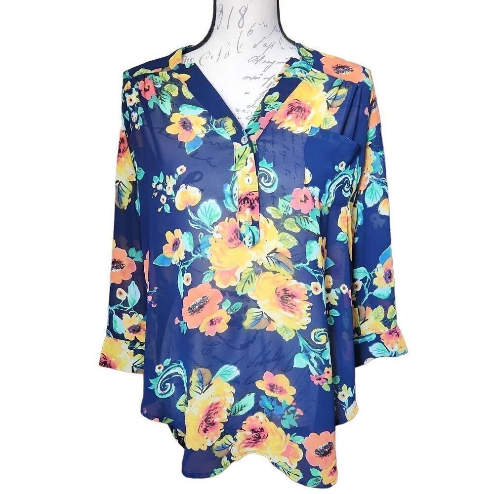 DNA Couture Ladies Size Medium Blue Sheer Floral V-Neck 3/4 Sleeve Blouse